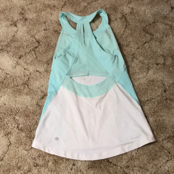 Lulumemon workout top - Picture 2 of 2